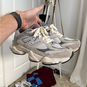 New Balance 9060 Sneakers (Rain Cloud Gray)